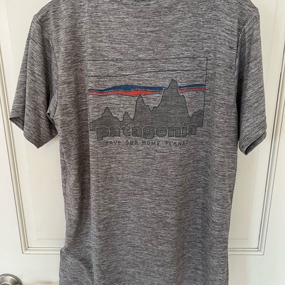 Patagonia Capilene Cool Daily Graphic t-shirt - Picture 2 of 7